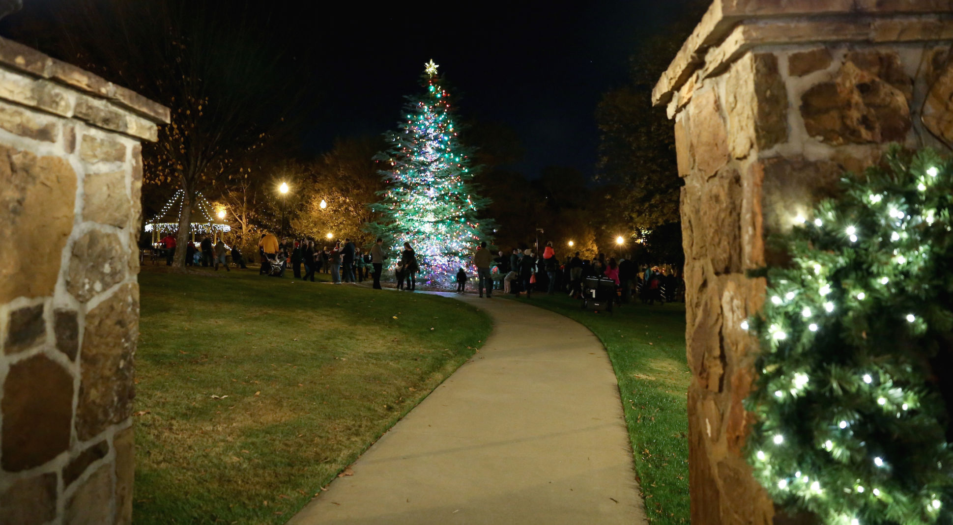 Norcross’ Sparkle! Celebration: Tree Lighting
